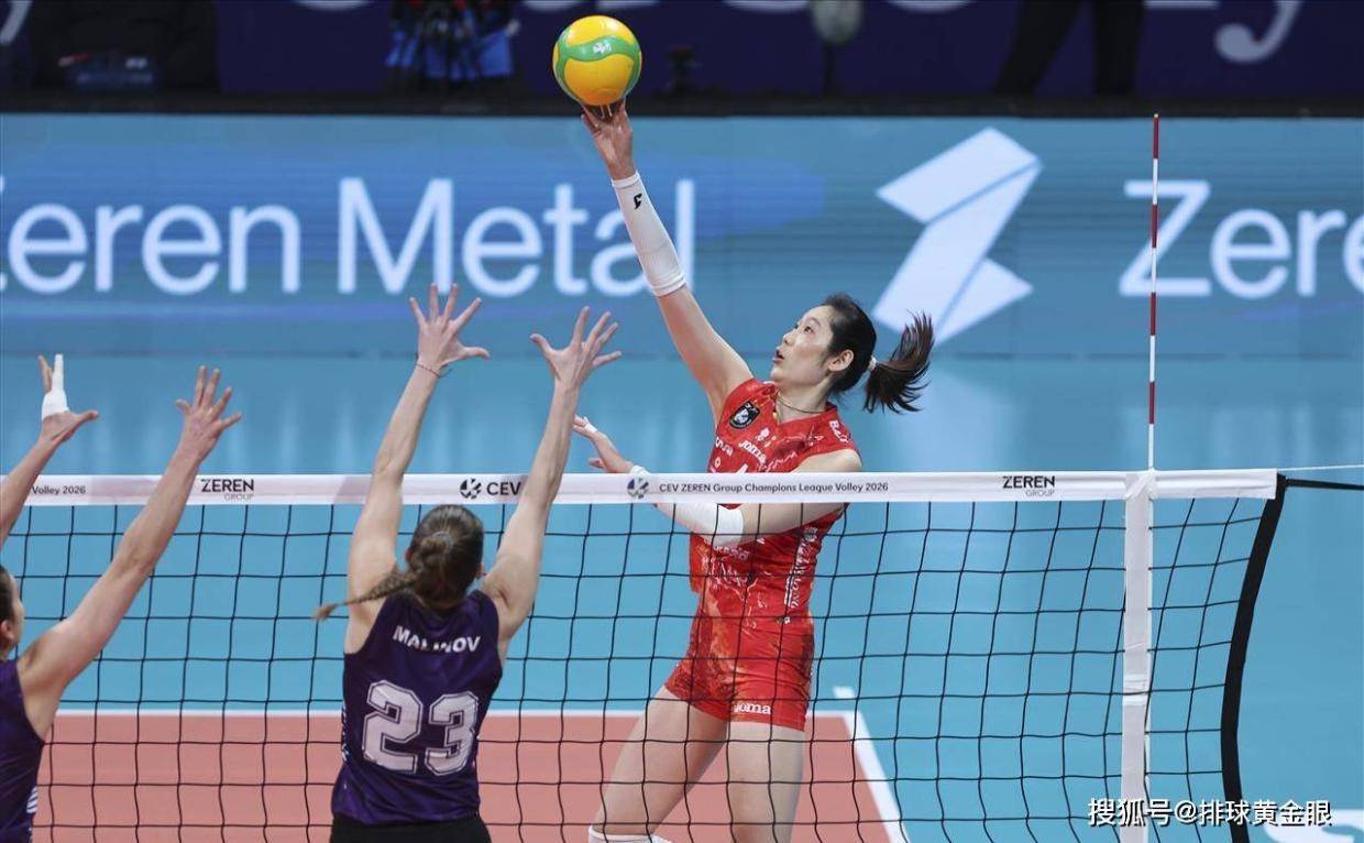 4天3场3-0！科内闯入欧冠八强，对手赛前被爆欠薪，加拉遭主攻荒